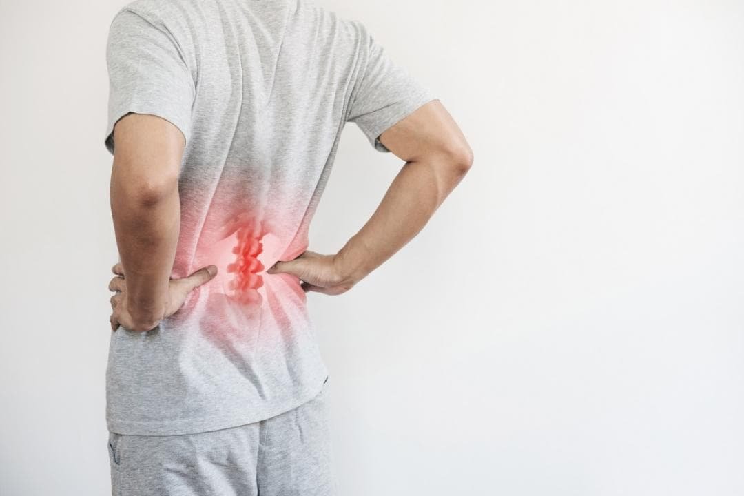 Bel Ağrısı Neden Olur? Bel Ağrısının Yaygın Nedenleri ve Fizyoterapi Yaklaşımı